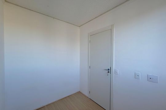 Quarto 2 de apartamento para alugar com 2 quartos, 36m² em Jardim Sao Luis, São Paulo
