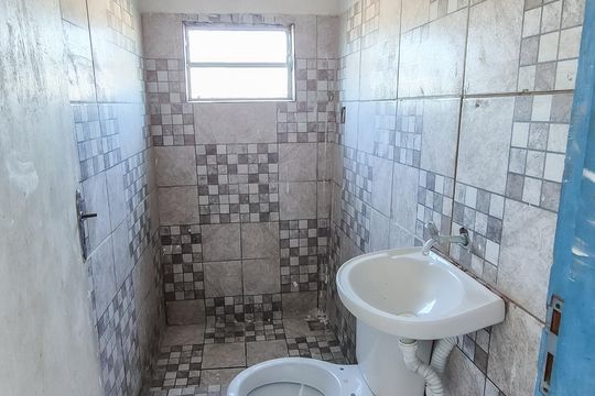 Banheiro  de casa para alugar com 1 quarto, 32m² em Vista Alegre, Rio de Janeiro