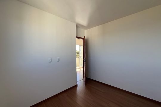 Quarto 2 de apartamento para alugar com 2 quartos, 50m² em Tijuca, Belo Horizonte