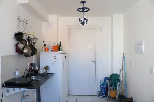 Cozinha de apartamento para alugar com 1 quarto, 25m² em Barra Funda, São Paulo