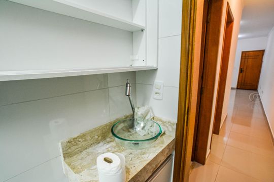 Banheiro de apartamento para alugar com 2 quartos, 49m² em Parque Novo Oratório, Santo André