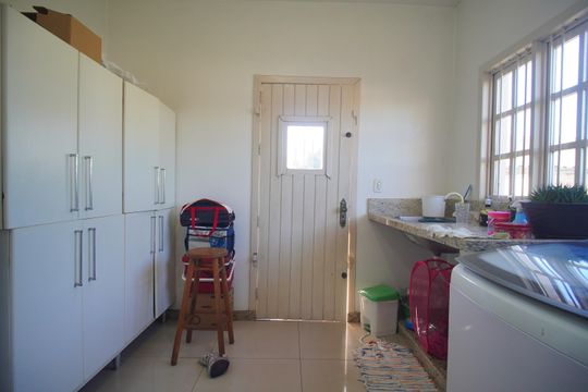 Área de Serviço de casa para alugar com 3 quartos, 130m² em Rondônia, Novo Hamburgo