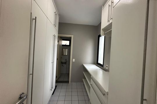 Área de Serviço de apartamento para alugar com 4 quartos, 350m² em Alphaville Industrial, Barueri