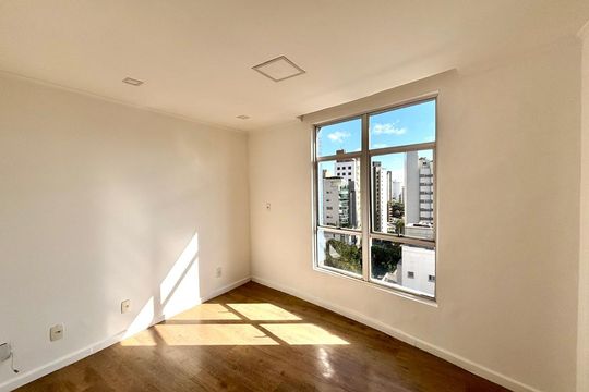 Apartamento à venda com 2 quartos, 90m² em Anchieta, Belo Horizonte