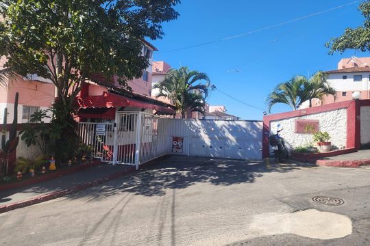 Fachada de apartamento para alugar com 2 quartos, 47m² em Arsenal, São Gonçalo
