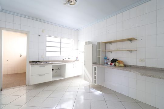 Cozinha  de apartamento à venda com 2 quartos, 91m² em Lapa, São Paulo