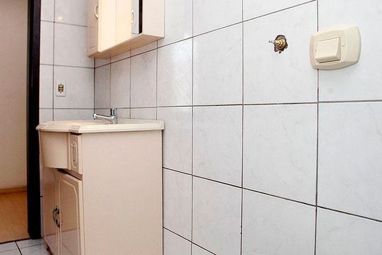 Banheiro de apartamento para alugar com 1 quarto, 46m² em Menino Deus, Porto Alegre