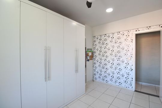Quarto 1 de apartamento à venda com 2 quartos, 88m² em Pechincha, Rio de Janeiro
