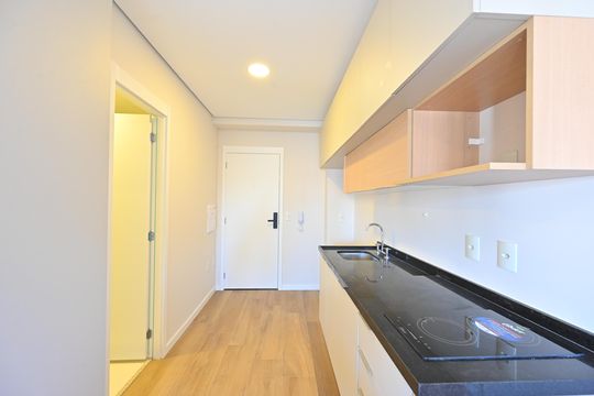 Cozinha de kitnet/studio para alugar com 1 quarto, 24m² em Vila Clementino, São Paulo