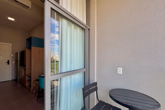 Sacada de apartamento à venda com 1 quarto, 27m² em Jardim das Acacias, São Paulo