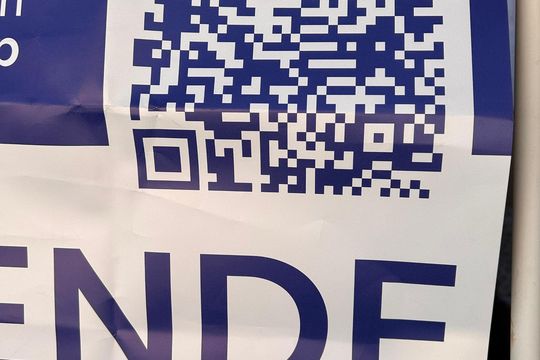 Placa Qr de casa à venda com 3 quartos, 240m² em Vila Santana, São Paulo