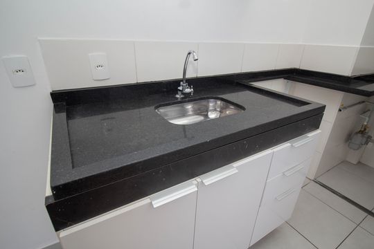 Cozinha de apartamento para alugar com 2 quartos, 34m² em Brasilândia, São Paulo