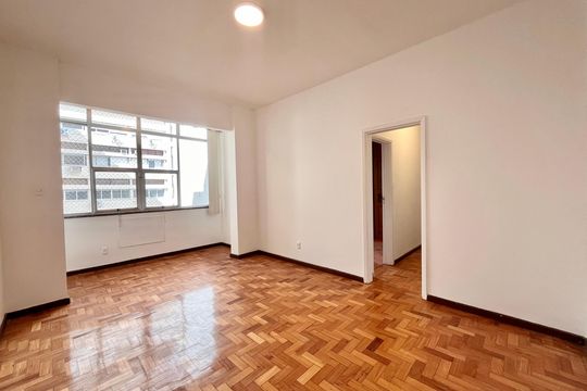Sala  de apartamento à venda com 3 quartos, 89m² em Ipanema, Rio de Janeiro