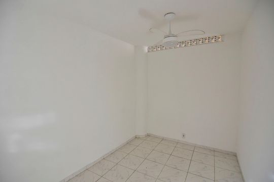 Sala de apartamento para alugar com 1 quarto, 40m² em Tijuca, Rio de Janeiro