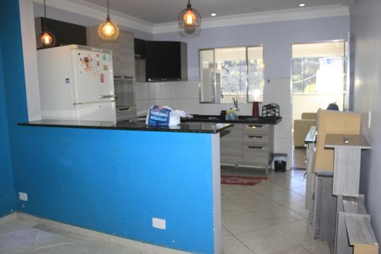 Cozinha  de casa para alugar com 2 quartos, 100m² em Jardim Ponte Alta I, Guarulhos