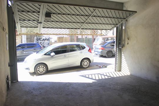 Garagem  de casa para alugar com 2 quartos, 100m² em Jardim Ponte Alta I, Guarulhos