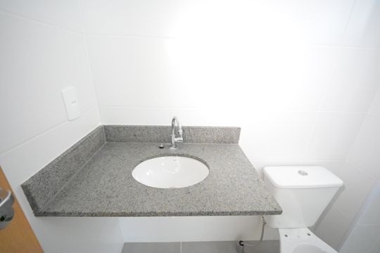 Apartamento à venda com 2 quartos, 74m² em Parque Amazonia, Goiânia