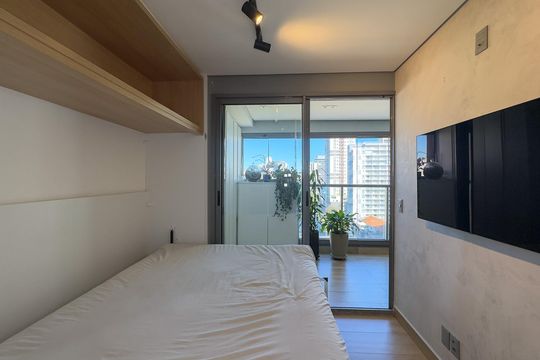 Quarto de apartamento à venda com 2 quartos, 43m² em Santo Amaro, São Paulo