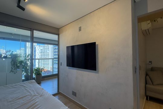 Quarto de apartamento à venda com 2 quartos, 43m² em Santo Amaro, São Paulo