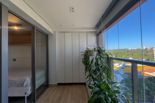Varanda  de apartamento à venda com 2 quartos, 43m² em Santo Amaro, São Paulo