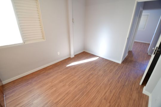 Quarto 2 de apartamento à venda com 2 quartos, 48m² em Vila Helena, Campinas