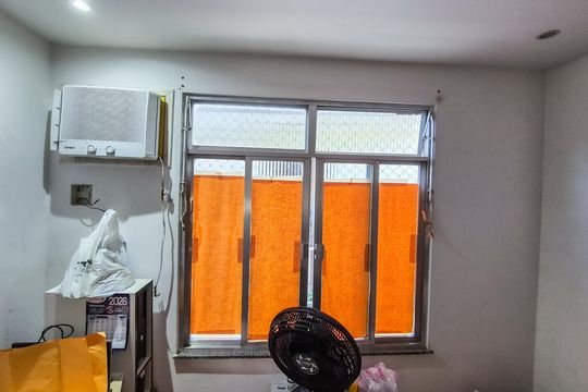 Casa à venda com 3 quartos, 75m² em Bonsucesso, Rio de Janeiro