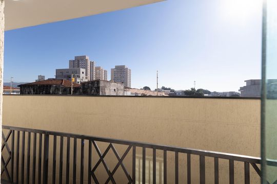 Vista  de apartamento para alugar com 2 quartos, 52m² em Vila Gustavo, São Paulo