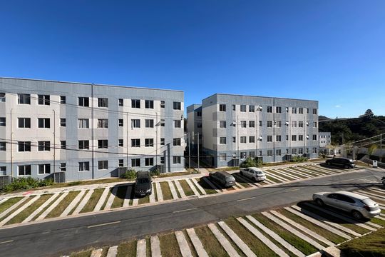 Apartamento à venda com 2 quartos, 42m² em Caiapos, Contagem