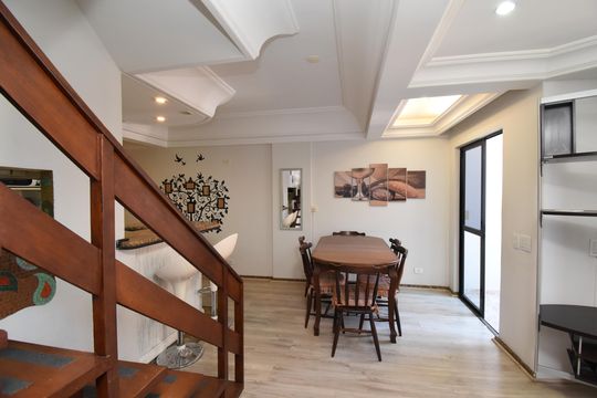 Sala de apartamento para alugar com 1 quarto, 109m² em Cabral, Curitiba