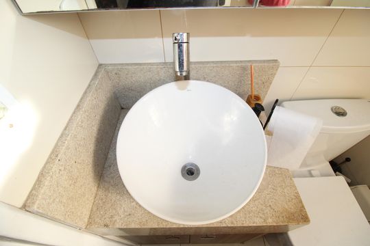 Banheiro de apartamento à venda com 2 quartos, 55m² em Parque Cruzeiro do Sul, São Paulo