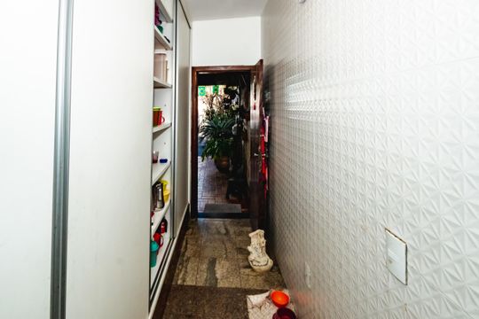 Casa à venda com 4 quartos, 600m² em Santa Terezinha, Belo Horizonte