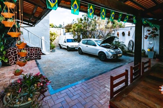 Casa à venda com 4 quartos, 600m² em Santa Terezinha, Belo Horizonte