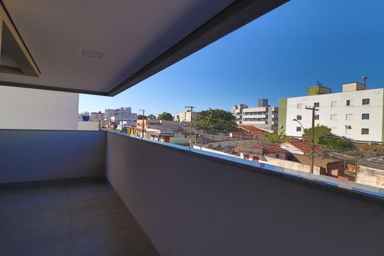 Varanda de apartamento para alugar com 3 quartos, 82m² em Santa Mônica, Uberlândia