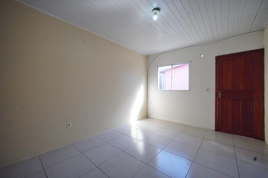 Suíte de casa para alugar com 1 quarto, 45m² em Monte Cristo, Florianópolis