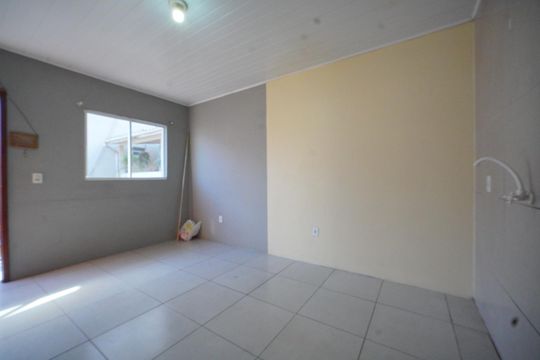 Sala de casa para alugar com 1 quarto, 45m² em Monte Cristo, Florianópolis