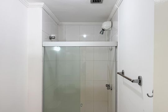 Banheiro - Suíte de apartamento para alugar com 1 quarto, 40m² em Chácara Inglesa, São Bernardo do Campo