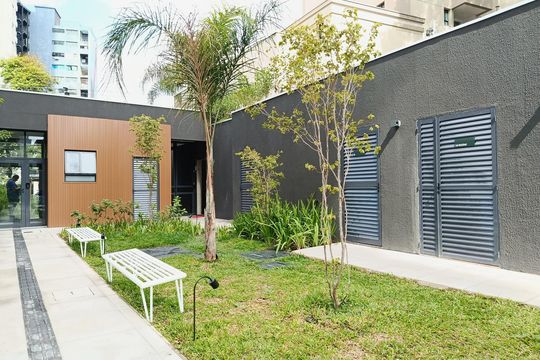 Área comum de kitnet/studio para alugar com 1 quarto, 24m² em Pinheiros, São Paulo