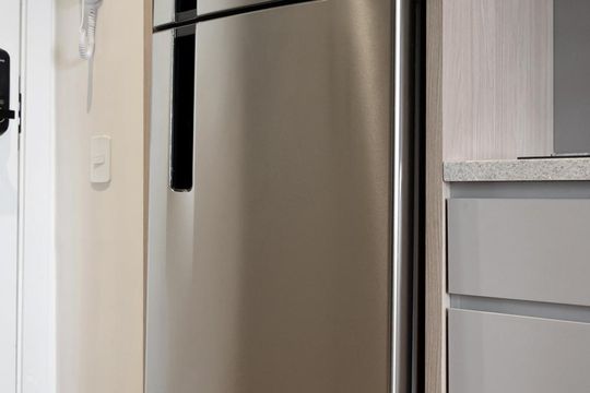 Cozinha de kitnet/studio para alugar com 1 quarto, 24m² em Pinheiros, São Paulo