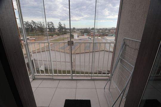 Sacada de apartamento para alugar com 2 quartos, 56m² em Fátima, Canoas