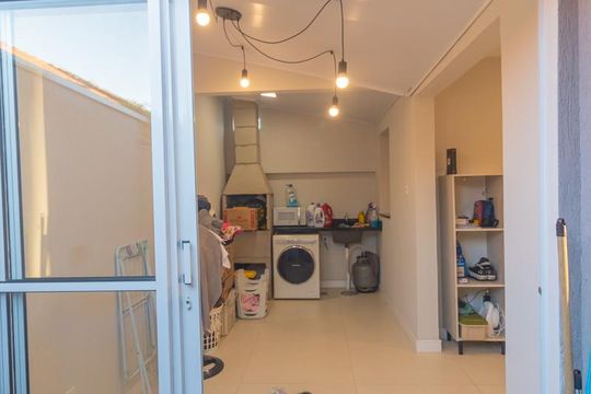 Casa de Condomínio para alugar com 2 quartos, 187m² em Olaria, Canoas