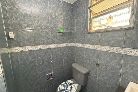 Banheiro de apartamento para alugar com 1 quarto, 60m² em Madureira, Rio de Janeiro