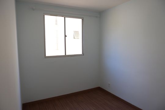 Quarto 2 de apartamento para alugar com 2 quartos, 47m² em Camargos, Belo Horizonte