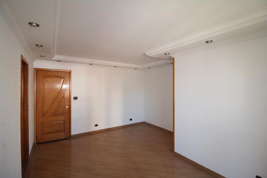 Sala de apartamento à venda com 3 quartos, 82m² em Vila Pauliceia, São Paulo