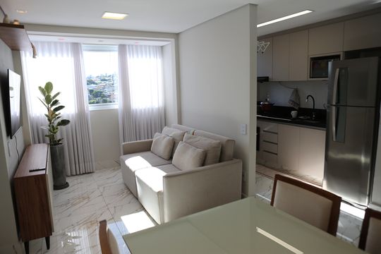 Sala de apartamento à venda com 2 quartos, 52m² em Jk, Contagem