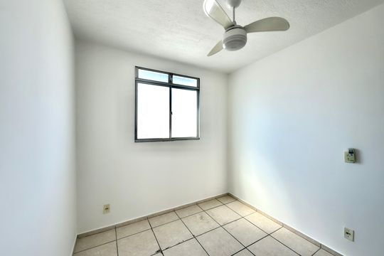 Quarto 1 de apartamento para alugar com 2 quartos, 45m² em Califórnia, Contagem