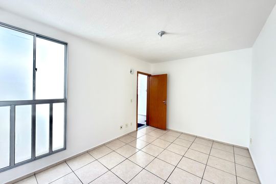 Apartamento para alugar com 2 quartos, 45m² em Califórnia, Contagem