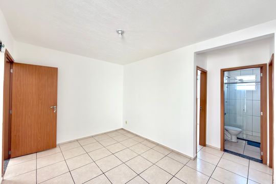 Sala de apartamento para alugar com 2 quartos, 45m² em Califórnia, Contagem