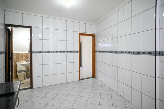 Cozinha de casa para alugar com 2 quartos, 100m² em Vila Moraes, São Paulo