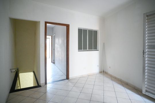 Sala 2 de casa para alugar com 2 quartos, 100m² em Vila Moraes, São Paulo