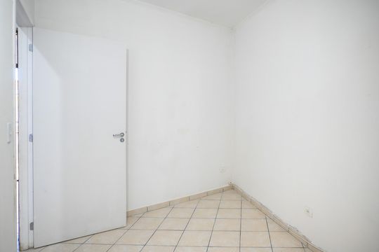 Quarto 1 de casa para alugar com 2 quartos, 100m² em Vila Moraes, São Paulo